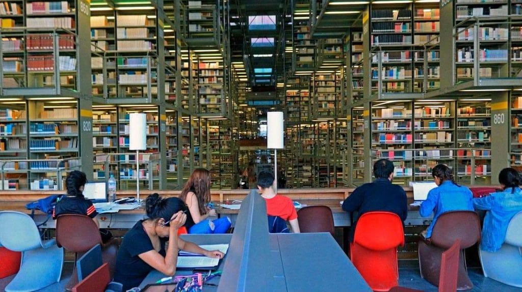 México lector, lectores en una biblioteca pública