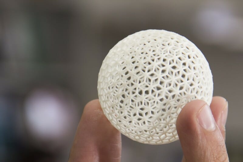 Esfera con diseño impresa en 3D